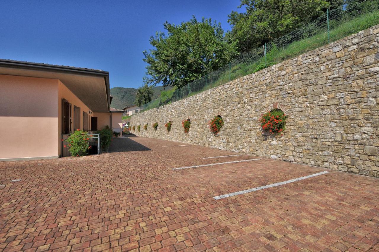 Residence Mirabel Tignale Exterior photo