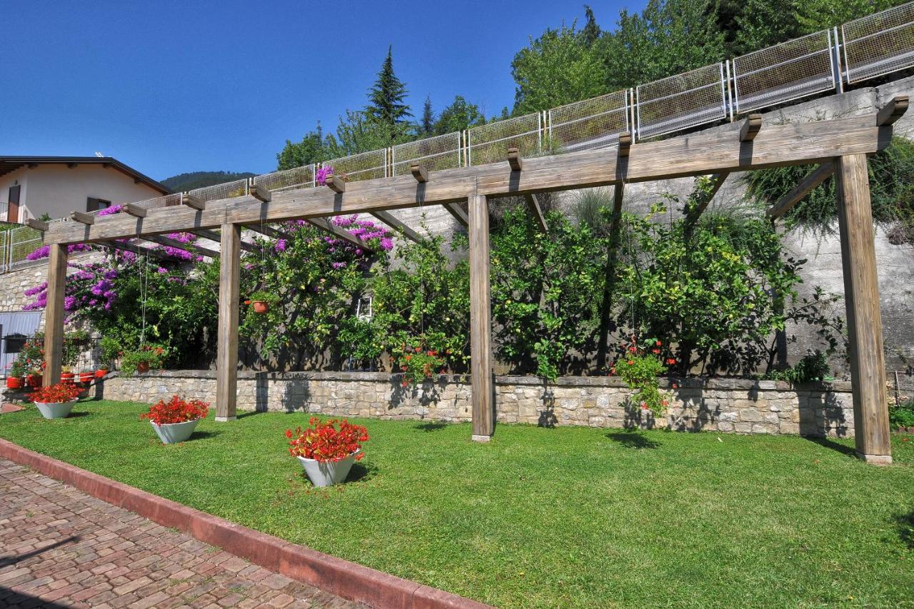 Residence Mirabel Tignale Exterior photo